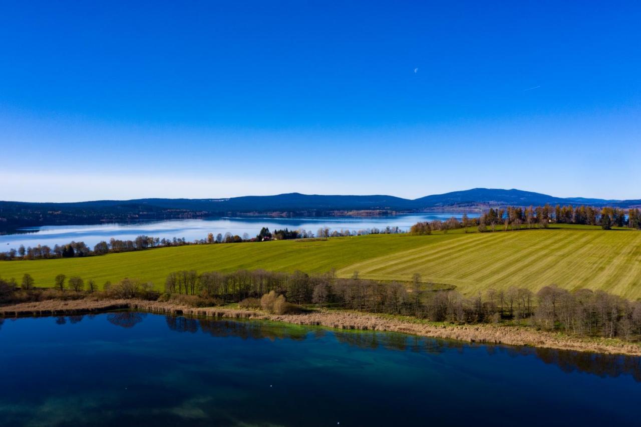 Отель Fontana Lipno Черна-в-Пошумави Экстерьер фото