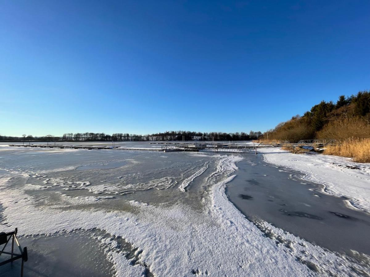 Отель Fontana Lipno Черна-в-Пошумави Экстерьер фото